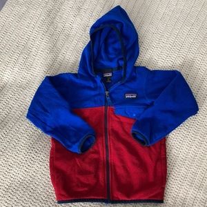 Boys Patagonia fleece jacket 4T zip up with hood